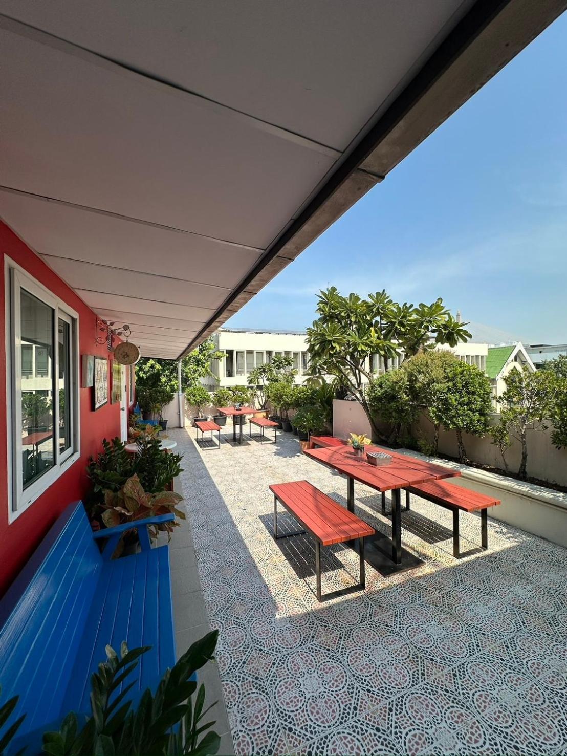 Bbhouse Phra Athit Hotel Bangkok Bagian luar foto